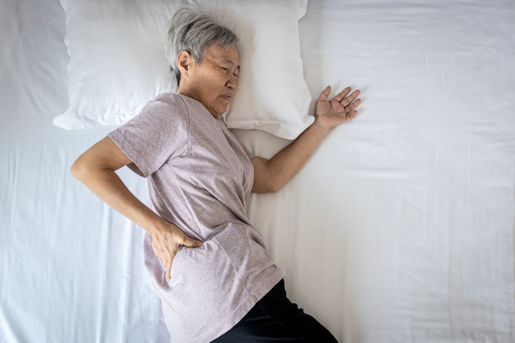 How to Relieve Hip Pain While Sleeping